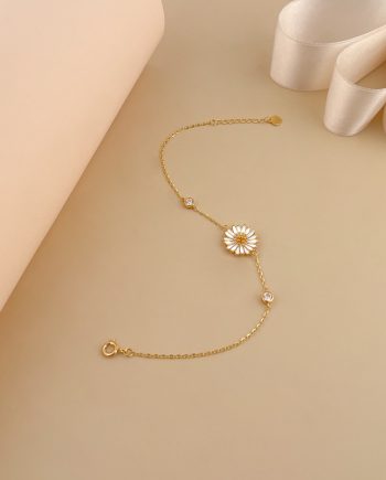 RANTAI TANGAN DAISI PUTIH ENAMEL MINIMALIS + BATU