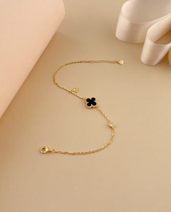 RANTAI TANGAN PECULIAR KLOVER ALYSSA PETITE BATU AGATE HITAM