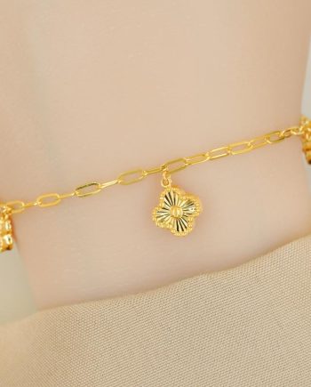 RANTAI TANGAN CRIMSON PETITE DANGLING CLOVER BATU AGATE MERAH