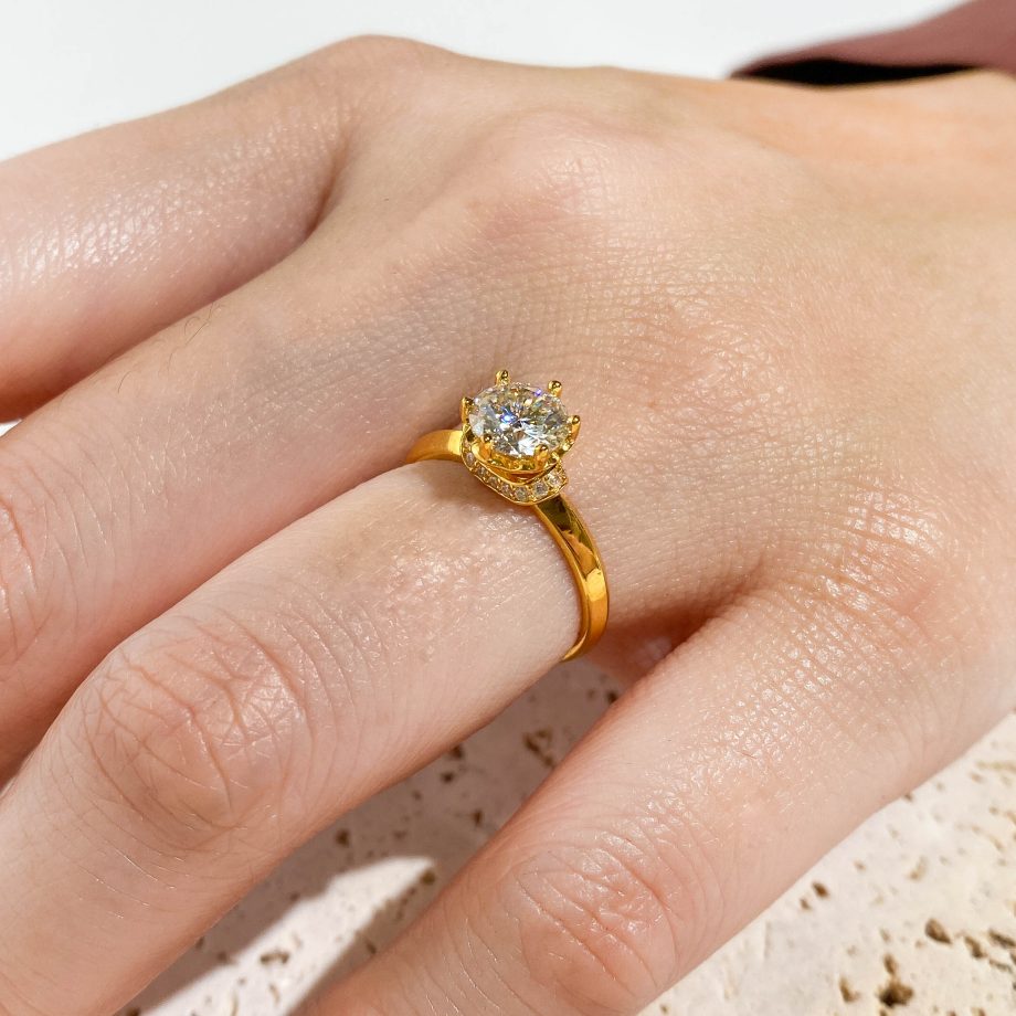 CINCIN MOISSANITE HEIRESS POTONGAN BULAT