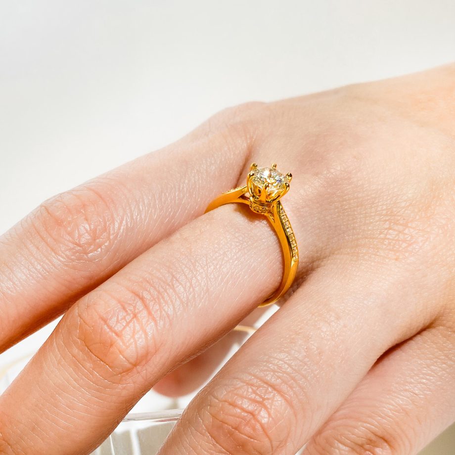CINCIN MOISSANITE ADAMAS POTONGAN BULAT